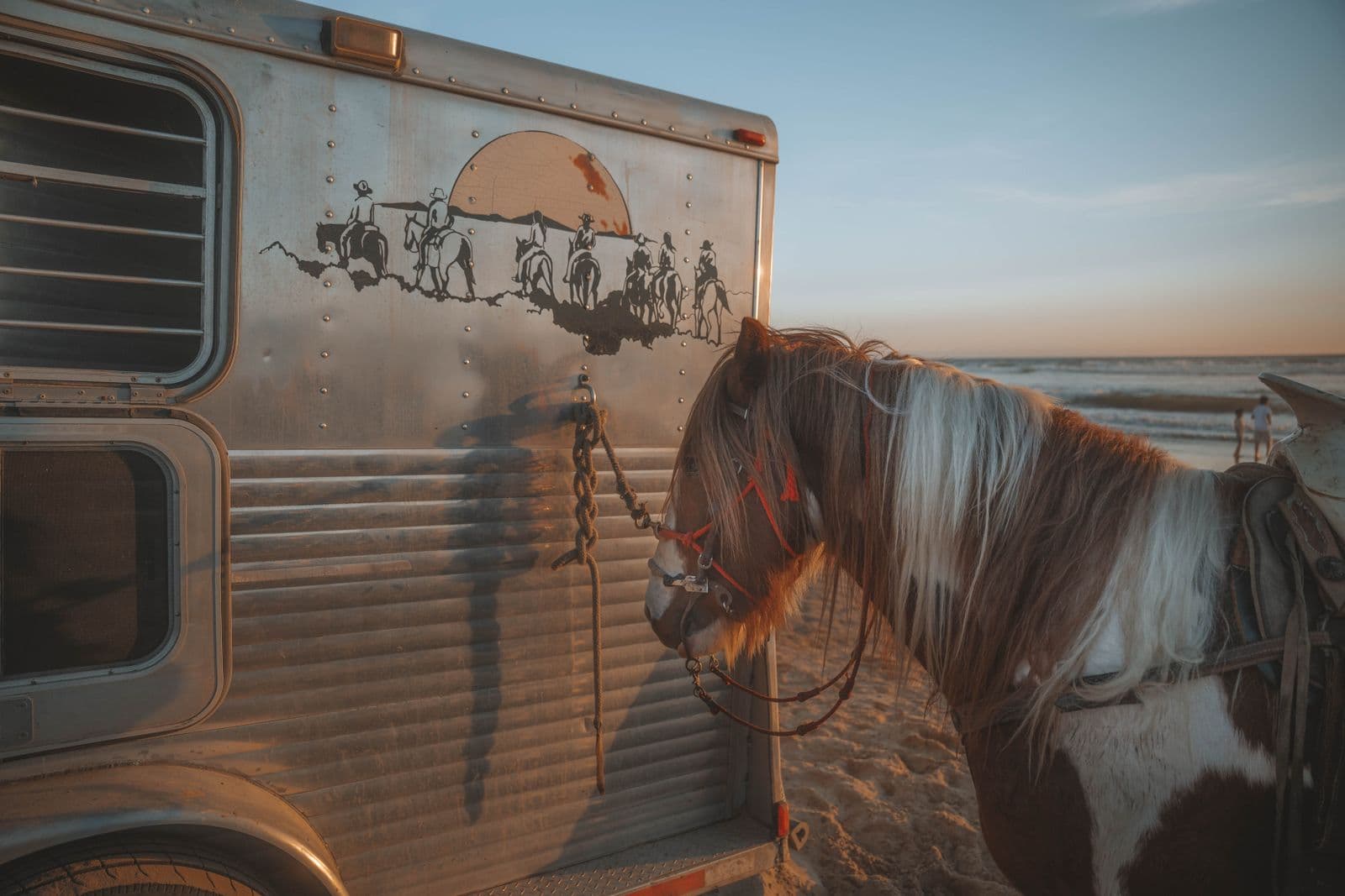 2021 Featherlite Horse Trailer for Sale in Weatherford, Texas